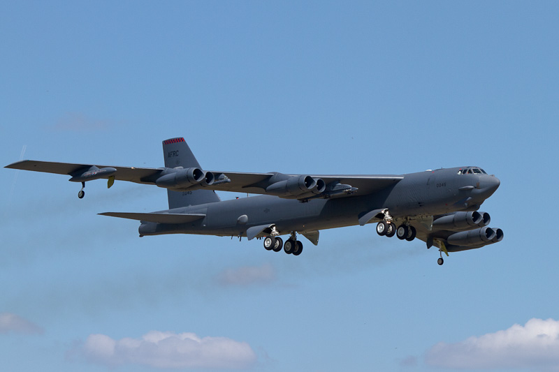 IMG_9877_screen.jpg - A B-52 Fly-by Opened the Show Sunday